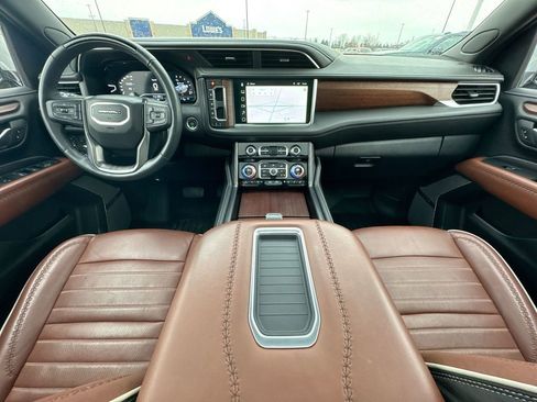 Certified 2024 GMC Yukon Denali Ultimate image 22
