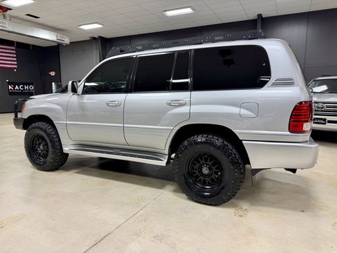 Used 2006 Lexus LX 470 image 11