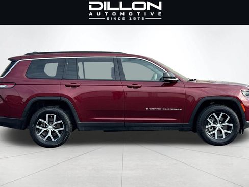 Used 2024 Jeep Grand Cherokee L Limited w/ Trailer Tow Package AWD/4WD image 3