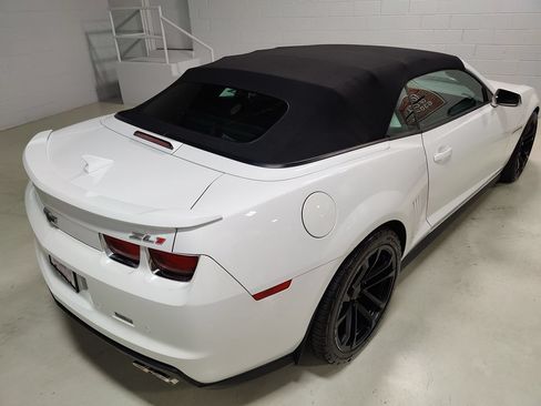 Used 2013 Chevrolet Camaro ZL1 RWD image 8