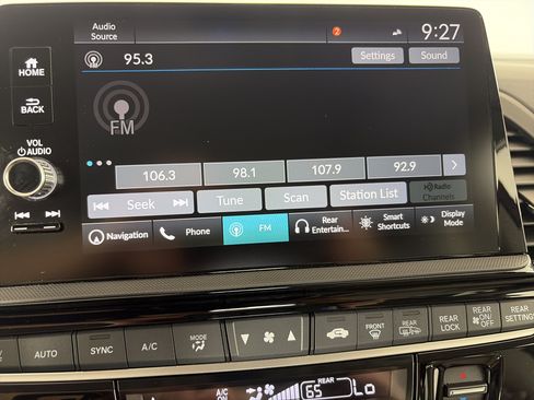 Used 2025 Honda Odyssey Touring image 24