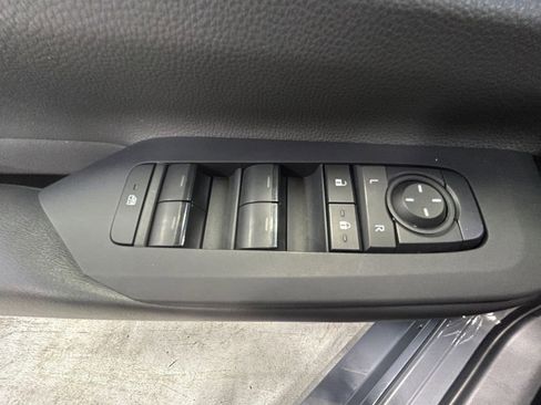 Used 2023 Toyota Prius LE image 24