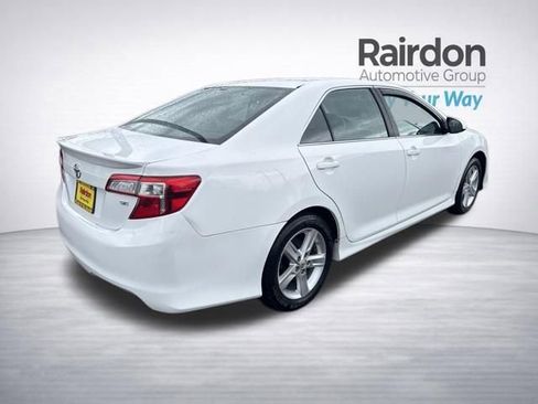 Used 2012 Toyota Camry SE FWD image 7