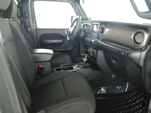 Used 2020 Jeep Wrangler Unlimited Sport S image 12