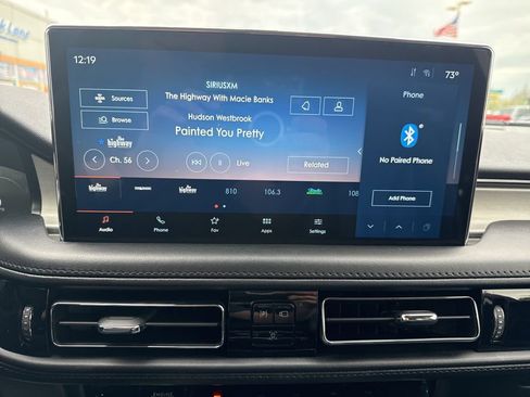 Used 2022 Lincoln Nautilus FWD image 15