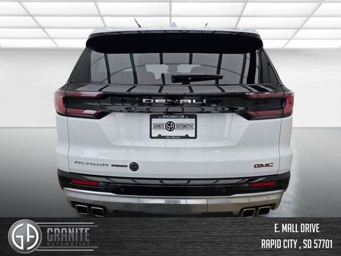New 2026 GMC Acadia Denali w/ Super Cruise Package AWD/4WD image 4
