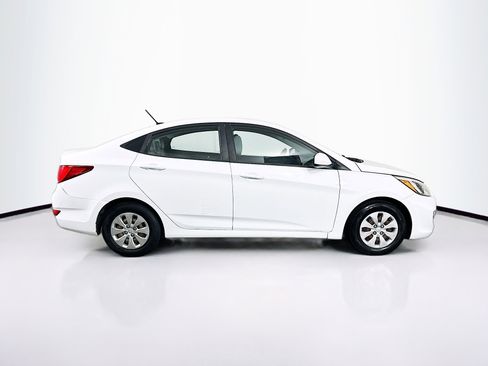Used 2016 Hyundai Accent SE FWD image 10