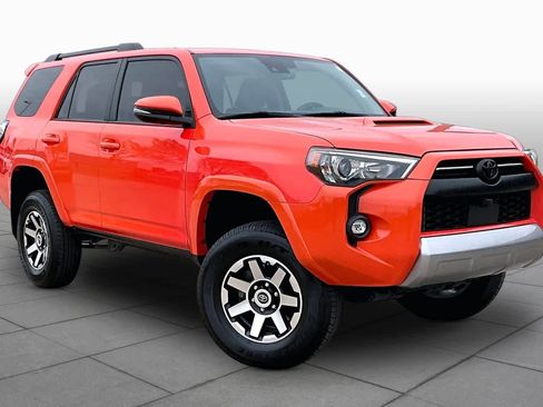 Used 2024 Toyota 4Runner TRD Off-Road Premium w/ Off Road Premium Plus Package AWD/4WD image 3