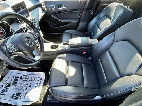 Used 2019 Mercedes-Benz GLA 250 4MATIC image 10