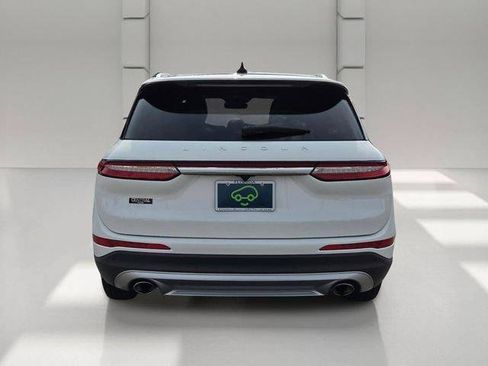 Used 2022 Lincoln Corsair Reserve w/ Equipment Group 201A FWD image 4