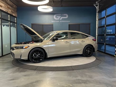 Used 2025 Honda Civic Sport image 24