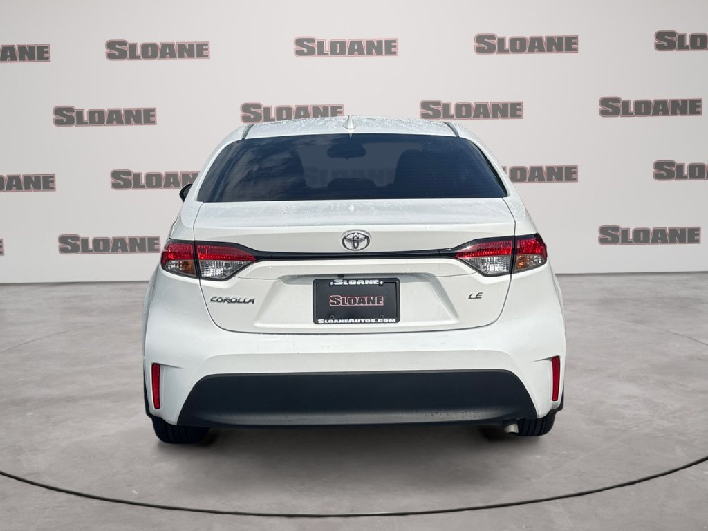 Used 2023 Toyota Corolla LE FWD image 4