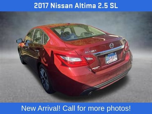 Used 2017 Nissan Altima 2.5 SL FWD image 4