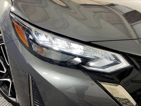 Used 2024 Nissan Sentra SR image 39