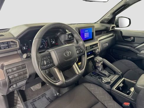 Used 2024 Toyota Tacoma SR5 AWD/4WD image 18