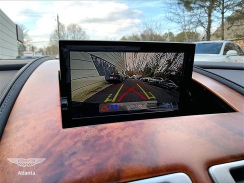 Used 2015 Aston Martin DB9 Coupe image 16