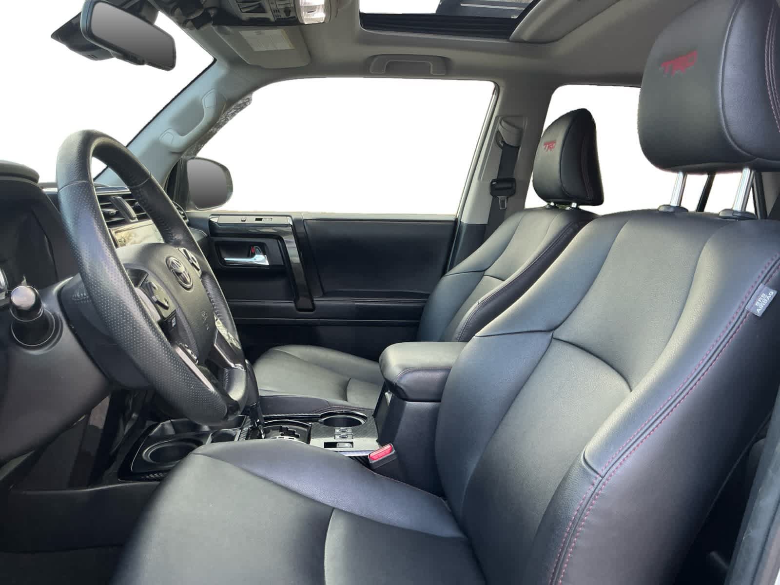 Used 2021 Toyota 4Runner Venture w/ Moonroof Package AWD/4WD image 9