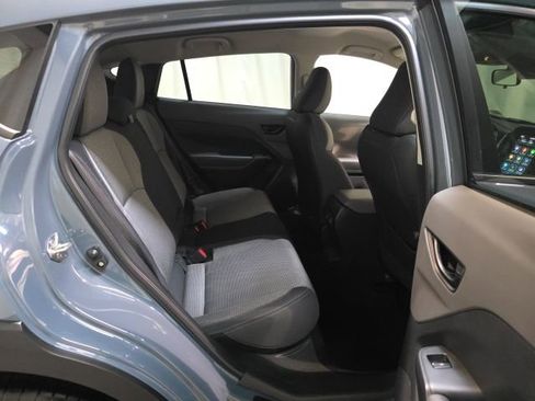 Used 2024 Subaru Crosstrek 2.0i Premium image 31