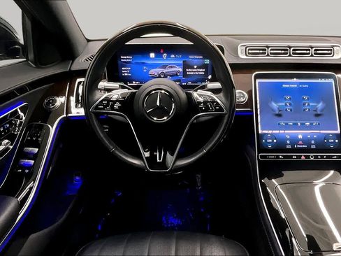 Used 2025 Mercedes-Benz S 500 4MATIC image 6