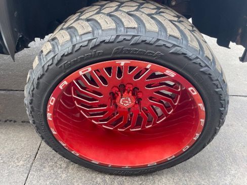 Used 2017 GMC Sierra 1500 SLT image 18