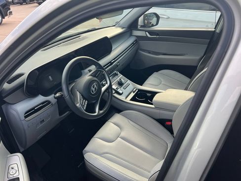 Used 2024 Hyundai Palisade SEL AWD/4WD image 2