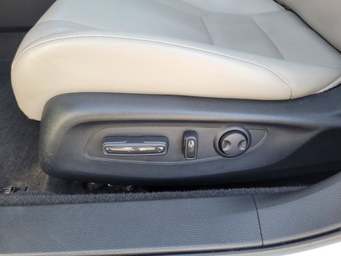 Used 2023 Honda Accord EX-L image 11