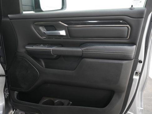 Used 2019 RAM 1500 Sport w/ Level 2 Equipment Group AWD/4WD image 11