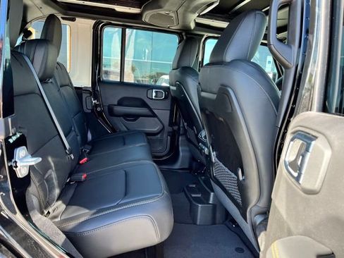 New 2025 Jeep Wrangler Sahara image 20