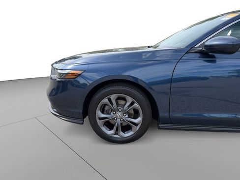 Used 2023 Honda Accord EX image 19