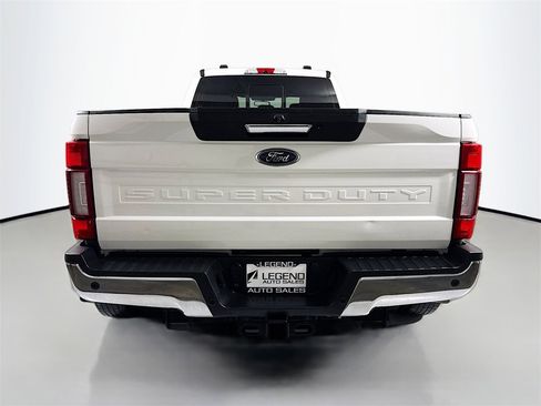 Used 2022 Ford F350 Lariat image 7