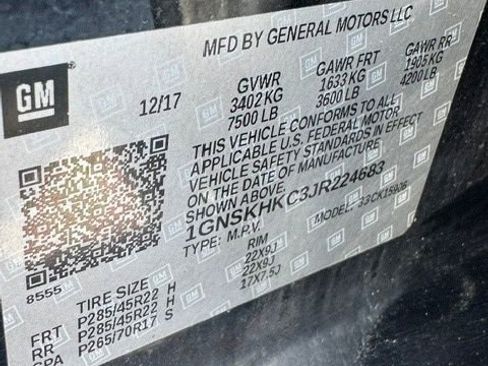 Used 2018 Chevrolet Suburban LT w/ RST Edition image 2