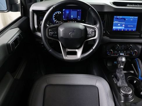 Used 2022 Ford Bronco Black Diamond AWD/4WD image 15