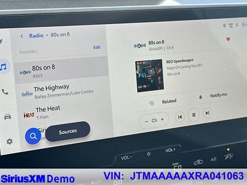 Used 2024 Toyota bZ4X XLE w/ Weather Package image 27