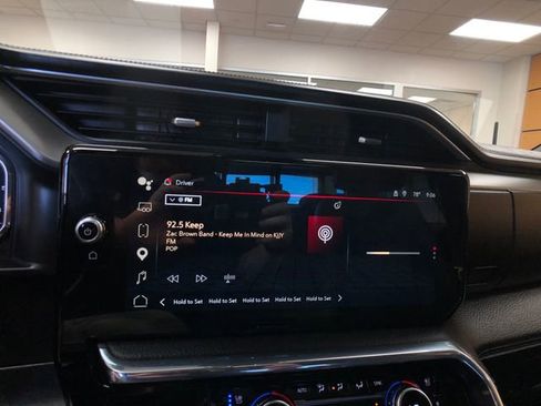 Used 2024 GMC Sierra 1500 Denali w/ Denali Reserve Package AWD/4WD image 15
