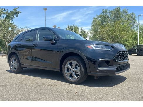 Used 2027 Honda HR-V LX image 8