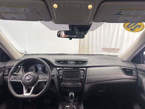 Used 2020 Nissan Rogue S image 15