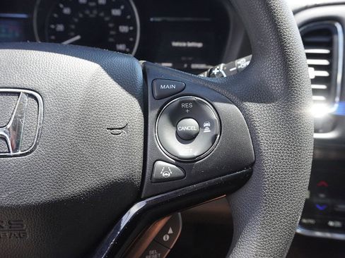 Used 2021 Honda HR-V EX image 39