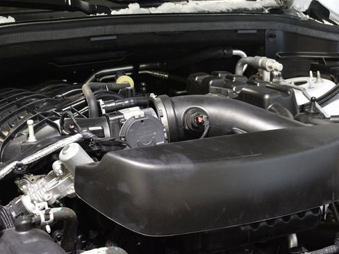 Used 2023 Dodge Durango GT image 33