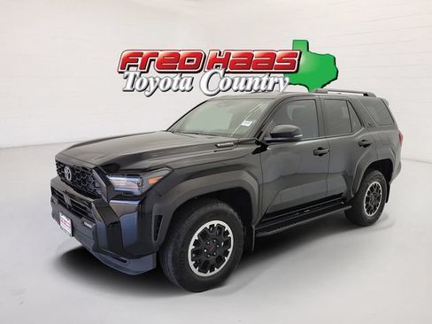 Used 2025 Toyota 4Runner TRD Off-Road AWD/4WD image 1