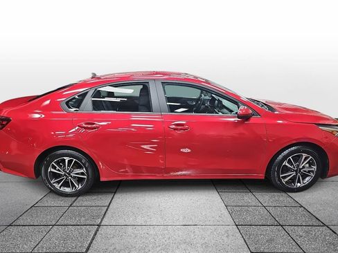 Used 2024 Kia Forte LXS image 4