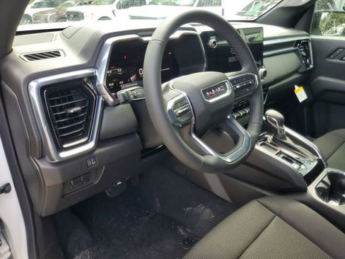 New 2026 GMC Canyon Elevation image 9