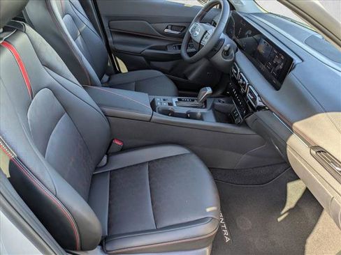 Used 2026 Nissan Sentra SR w/ SR Premium Package image 19