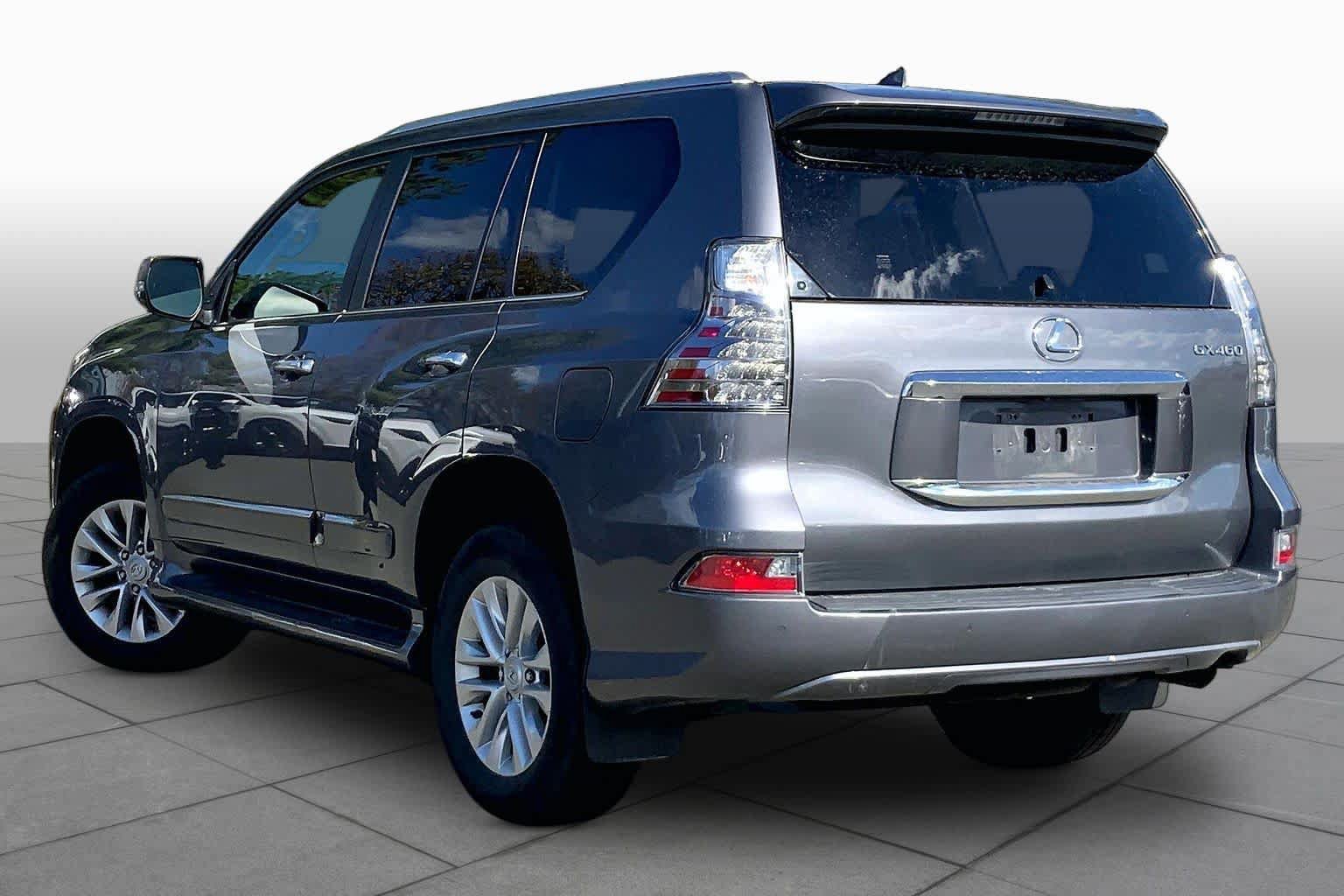 Used 2017 Lexus GX 460 Premium w/ Premium Package AWD/4WD image 12
