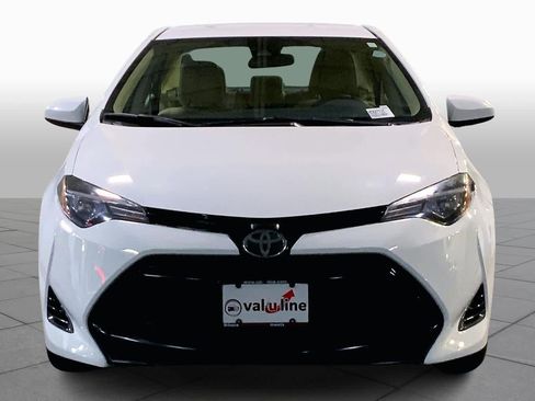 Used 2017 Toyota Corolla LE image 3