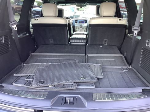 Used 2019 INFINITI QX80 Limited w/ All-Season Package image 9