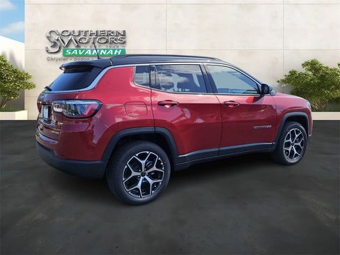 New 2026 Jeep Compass Limited image 5