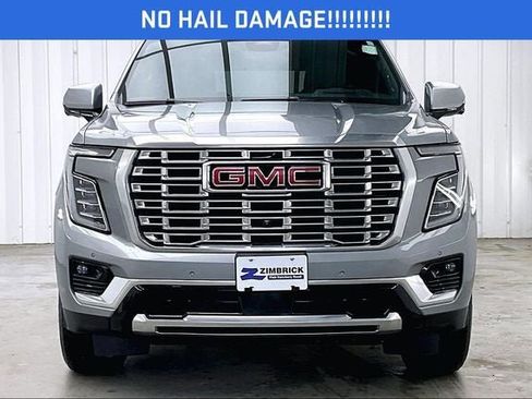 Certified 2025 GMC Yukon XL Denali AWD/4WD image 3