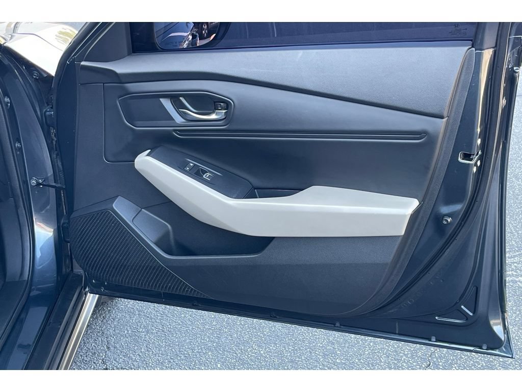 Certified 2024 Honda Accord EX image 20