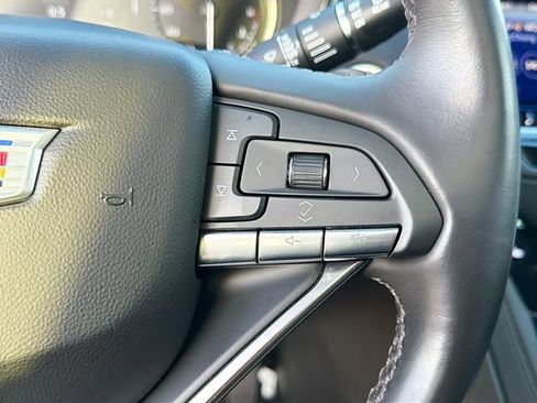 Used 2024 Cadillac XT6 Luxury FWD image 37