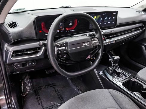 Used 2025 Kia K4 FWD image 19